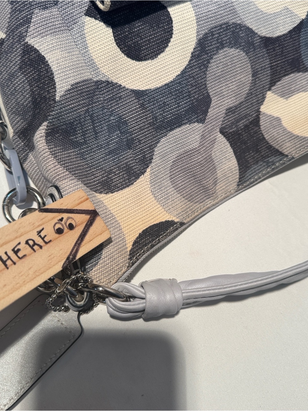 Coach Blue & White Signature Chain-Detail Hobo - Picture 4 of 14